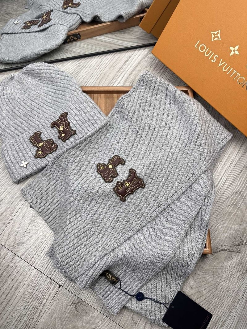 Louis Vuitton Caps Scarfs